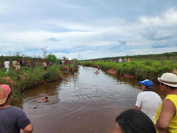 Hermanitos fallecieron ahogados en un arroyo de Caaguazú