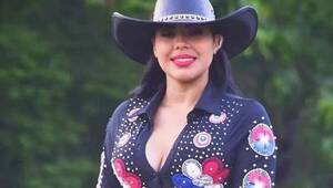 Modelo jinetera, después de ser tratada de fea por Lazaga: "De tan seco que sos nadie te pela"