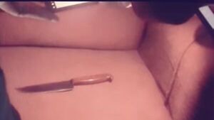 Cuchillo de militar asesinado estaba escondido en un sofá