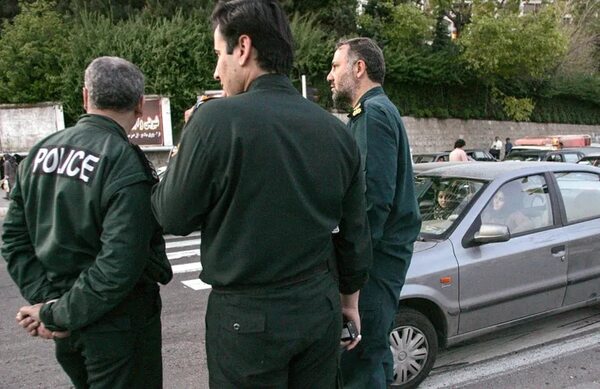 Irán defiende represión policial y judicial tras ejecutar a manifestante - Mundo - ABC Color