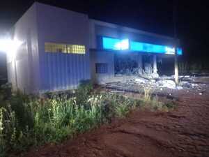 Itapúa: Delincuentes detonaron explosivos para robar sucursal bancaria