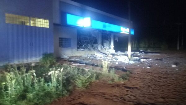Los delincuentes cercaron la ciudad para detonar banco, según Policía