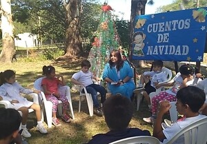 “Cuentos en Navidad” lleva alegría, paz y amor a hospitales, albergues, escuelas y bibliotecas | Lambaré Informativo