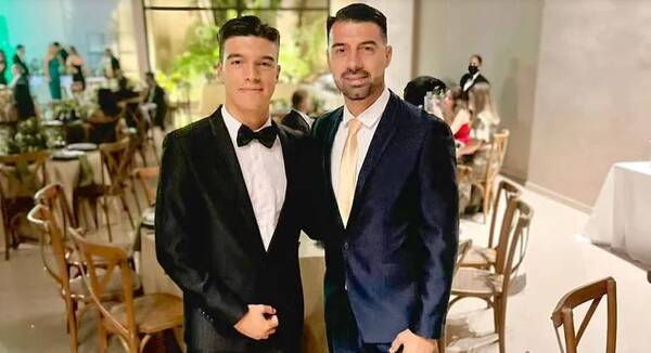 [GALERÍA] La alta facha, maleducado del DT de Olimpia
