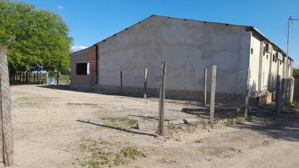 Conflicto por lindero de propiedad entre menonita y una magistrada termina a balazos en Fuerte Olimpo - Noticias del Chaco - ABC Color