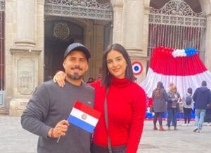 Pati Ginzo celebró el día de la Virgen de Caacupé desde Barcelona