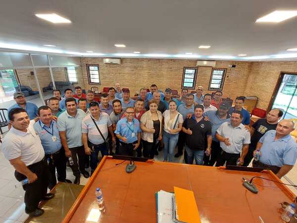 Presentarán informe final de depuración de nómina de taxistas - Noticde.com