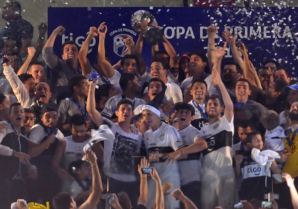 A 7 años del título 40 del Olimpia - C9N