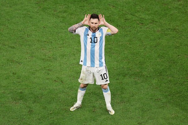 Messi supera un récord de Pelé y ya es el máximo goleador argentino en Mundiales