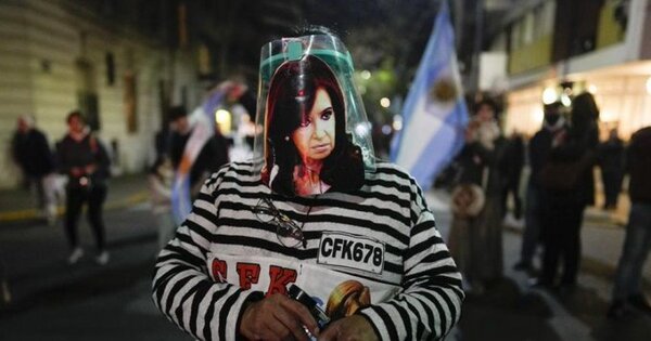 Cristina Fernández ha utilizado sus cargos para enriquecerse