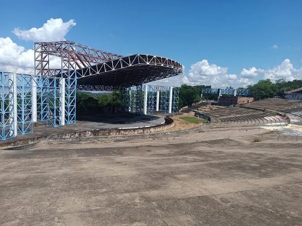 Arrendatario no entregó datos sobre el Anfiteatro - Política - ABC Color