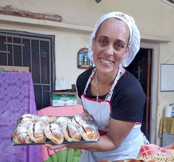 Mediante capacitación recibida, emprendedora aumentó su venta de medialunas y otros productos | 1000 Noticias