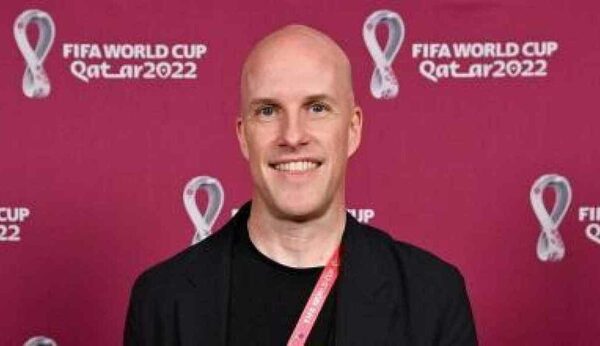 Muere periodista pro-gay en extrañas circunstancias cubriendo mundial de Qatar