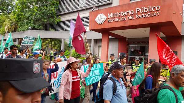 En el Día de los Derechos Humanos, organizaciones marcharon en Asunción - Megacadena — Últimas Noticias de Paraguay