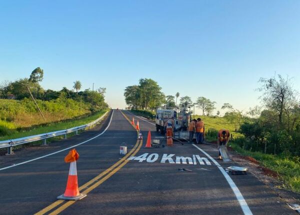 Ajustan últimos detalles de nuevo asfaltado del tramo San Pedro - Piri Pucú - .::Agencia IP::.