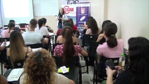 Capacitan a comerciantes en "Habilidades para lograr ventas de impacto"