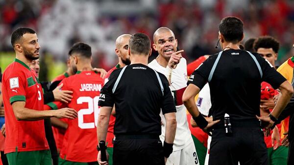 "Después de esto, le pueden dar el título a la Argentina", se quejó Pepe