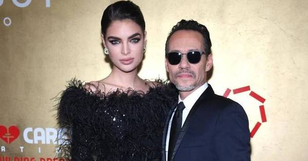 La Nación / Marc Anthony y Nadia Ferreira se preparan para su primera Navidad juntos