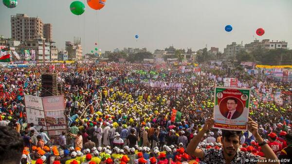 Masiva protesta contra el gobierno en Bangladesh