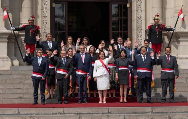 Boluarte nombra su primer gabinete y busca consolidar la gobernabilidad - Mundo - ABC Color