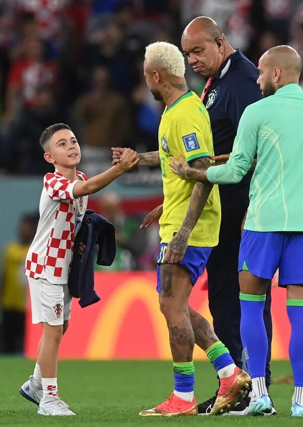 Neymar criticó a sus compañeros - Fútbol Internacional - ABC Color
