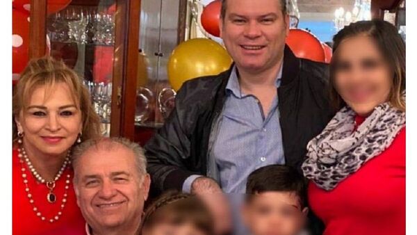 Esposa de RGD tiene movimientos bancarios altos, pero no tributa