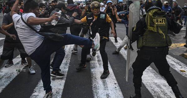 La Nación / Perú: cinco claves para entender la crisis política crónica