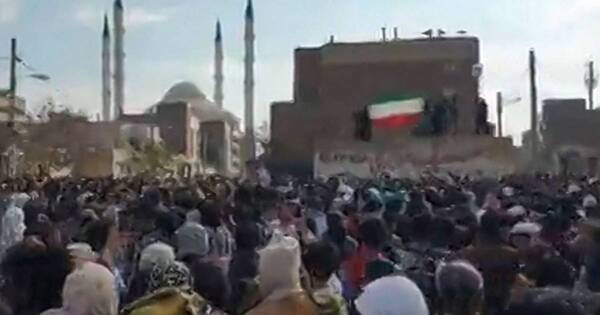 La Nación / Irán: prosiguen protestas masivas tras ejecución de un manifestante