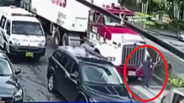 Le pasó por encima un camión, pero resultó ilesa - Noticias Paraguay