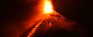 Guatemala: volcán de Fuego entra en fase eruptiva