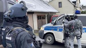 Alemania estima en 23.000 los extremistas del entorno de los "Reichsbürger"