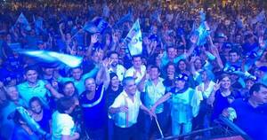 La Nación / Bruno Balmelli insta a participar masivamente en los comicios del domingo 18
