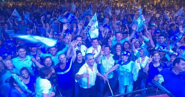 La Nación / Bruno Balmelli insta a participar masivamente en los comicios del domingo 18