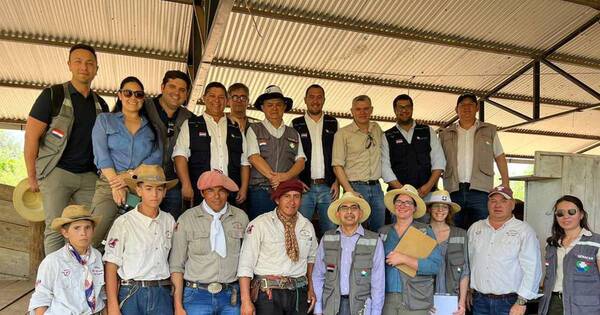 La Nación / Canadienses recorrieron circuito cárnico en el país