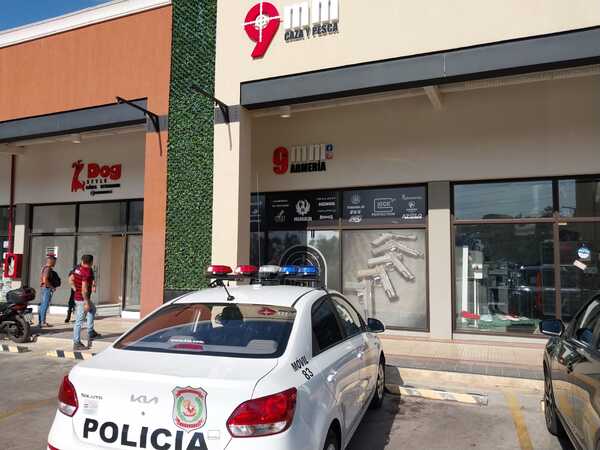 Roban local de venta de armas en Asunción | 1000 Noticias