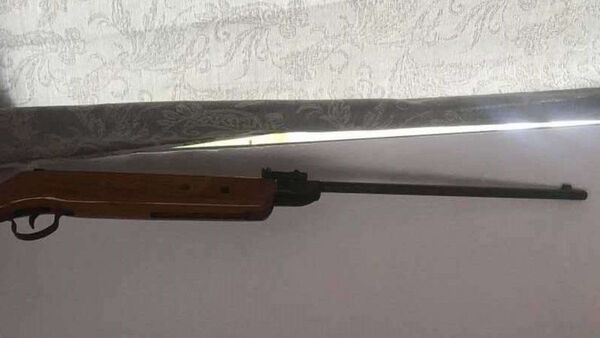 Mujer recibe disparo de rifle de aire comprimido en Areguá