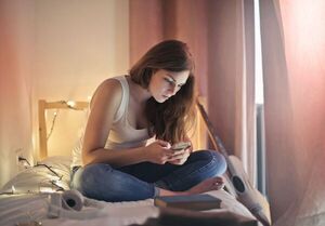 “Curving”: el rechazo encubierto en las redes sociales