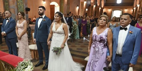 Amira Ouneissi Peralta y Andrés Aguilera Acosta - Sociales - ABC Color