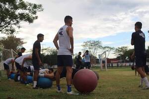 Pretemporada: Sol de América comenzó el “operativo retorno”