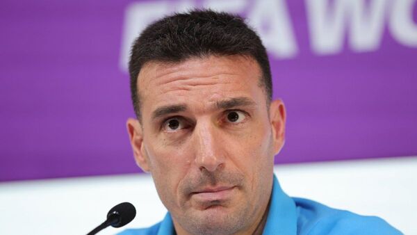Scaloni: "Messi tiene un orgullo y unas ganas que envidio"