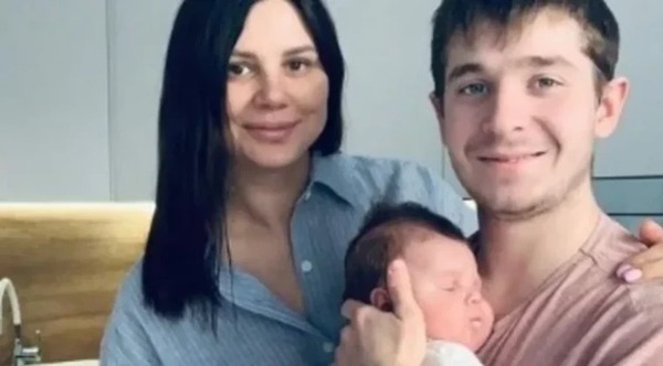 Hombre demanda a su ex hijastro por 5000 dólares tras divorciarse de su madre