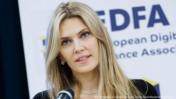 Grecia congela los bienes de Eva Kaili, acusada de corrupción
