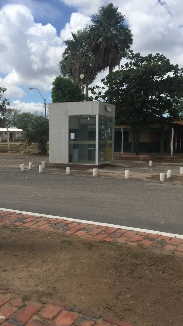 Cajero automático del BNF de Mariscal Estigarribia no funciona hace tres semanas - Noticias del Chaco - ABC Color