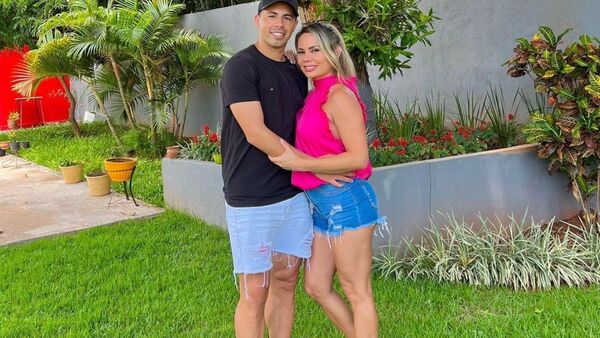 Blas Riveros ya vino a Paraguay para casarse con Dahiana Bresanovich