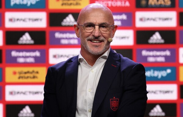 Diario HOY | "Si hay alguien que conoce el fútbol español soy yo", dice nuevo DT de la Roja