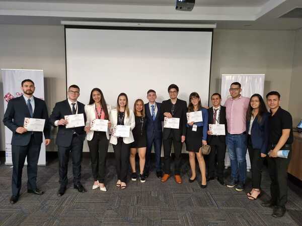 Jóvenes de la UNA generan espacio para difusión de conocimiento sobre la economía local - MarketData