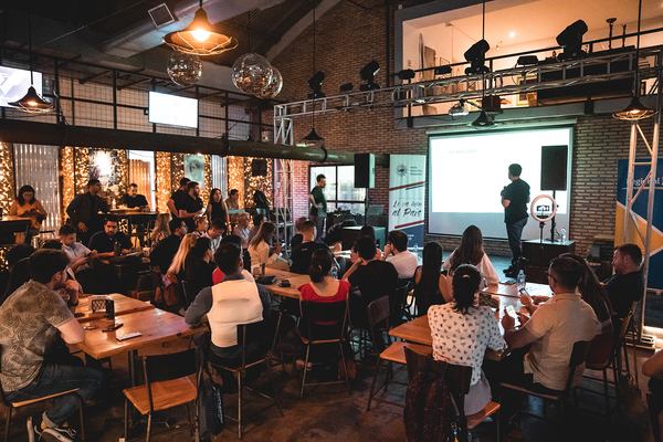 62 startups paraguayas finalizan con éxito el programa Xpass - Revista PLUS