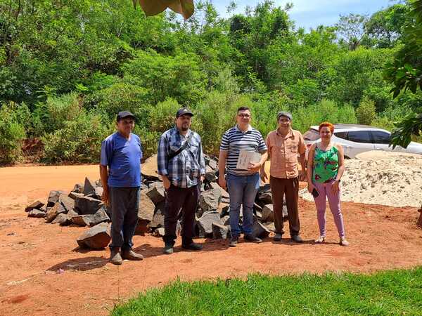 Familias de Santa Rosa del Aguaray contarán próximamente con nuevas viviendas
