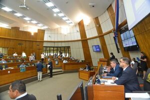 Sugieren lanzar al espacio ultraterrestre a políticos “escombros” y ligado al crimen organizado - Política - ABC Color