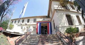 La Nación / Extienden plazo de postulación para el cargo de superintendente de Salud tras denuncia de médicos